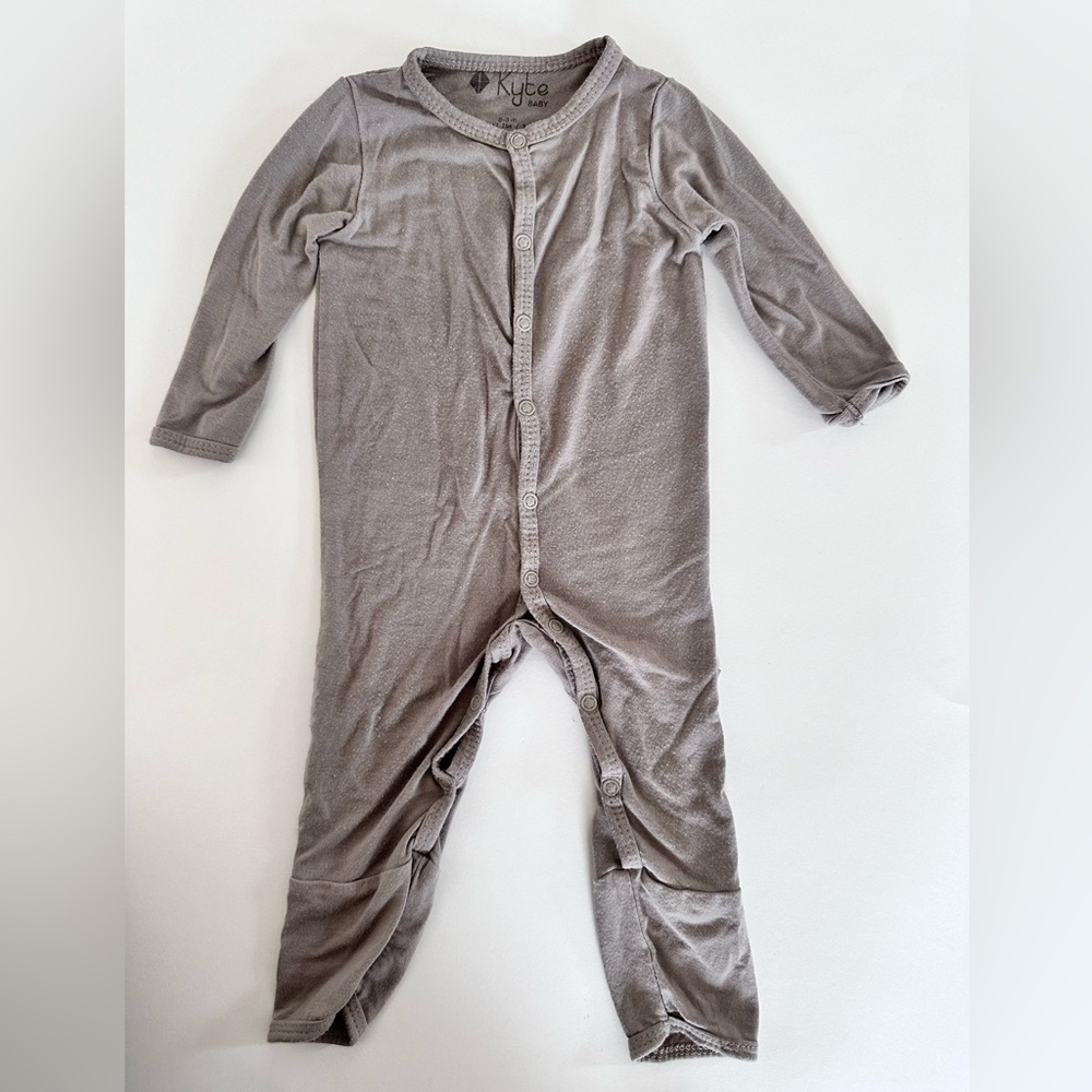 Kyte Baby Bamboo Onesie Pajamas 0-3 months